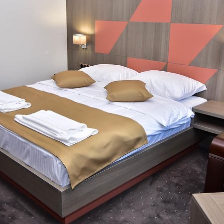 Hotel Kljuc Luaran gambar