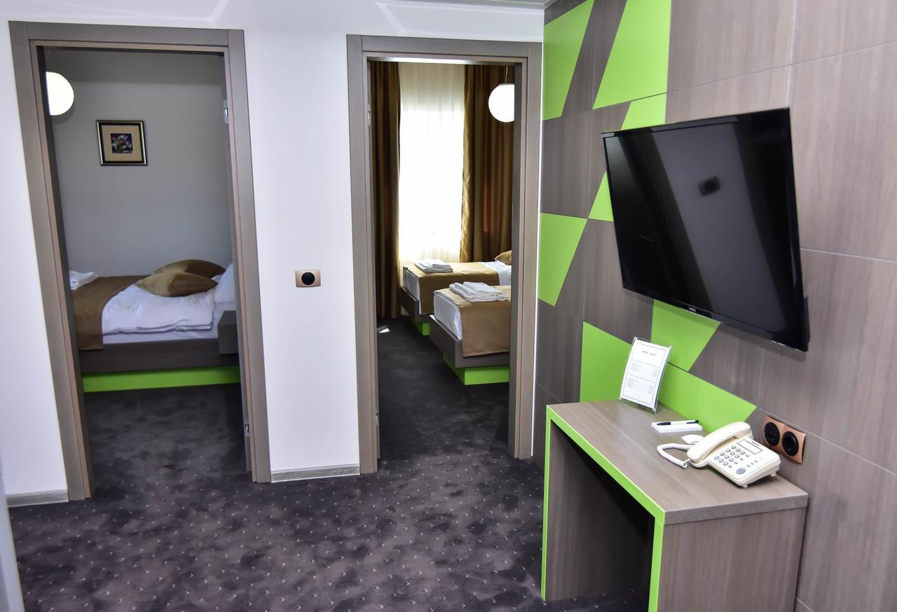 Hotel Kljuc Luaran gambar