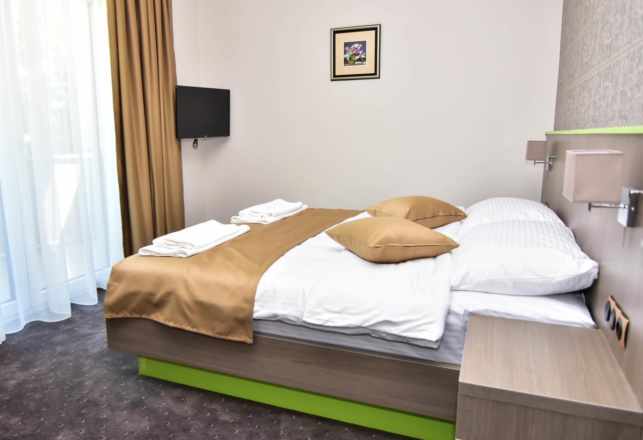 Hotel Kljuc Luaran gambar