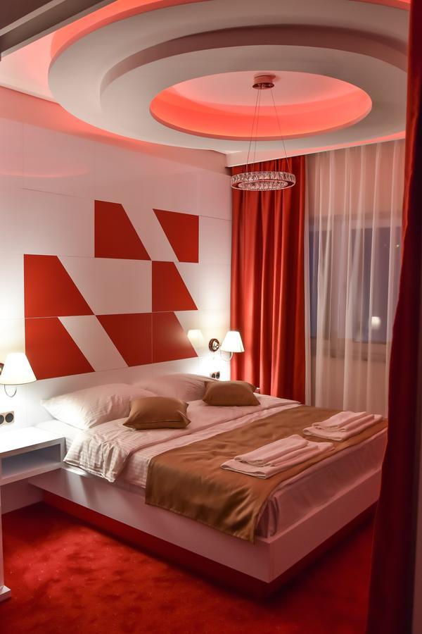 Hotel Kljuc Luaran gambar