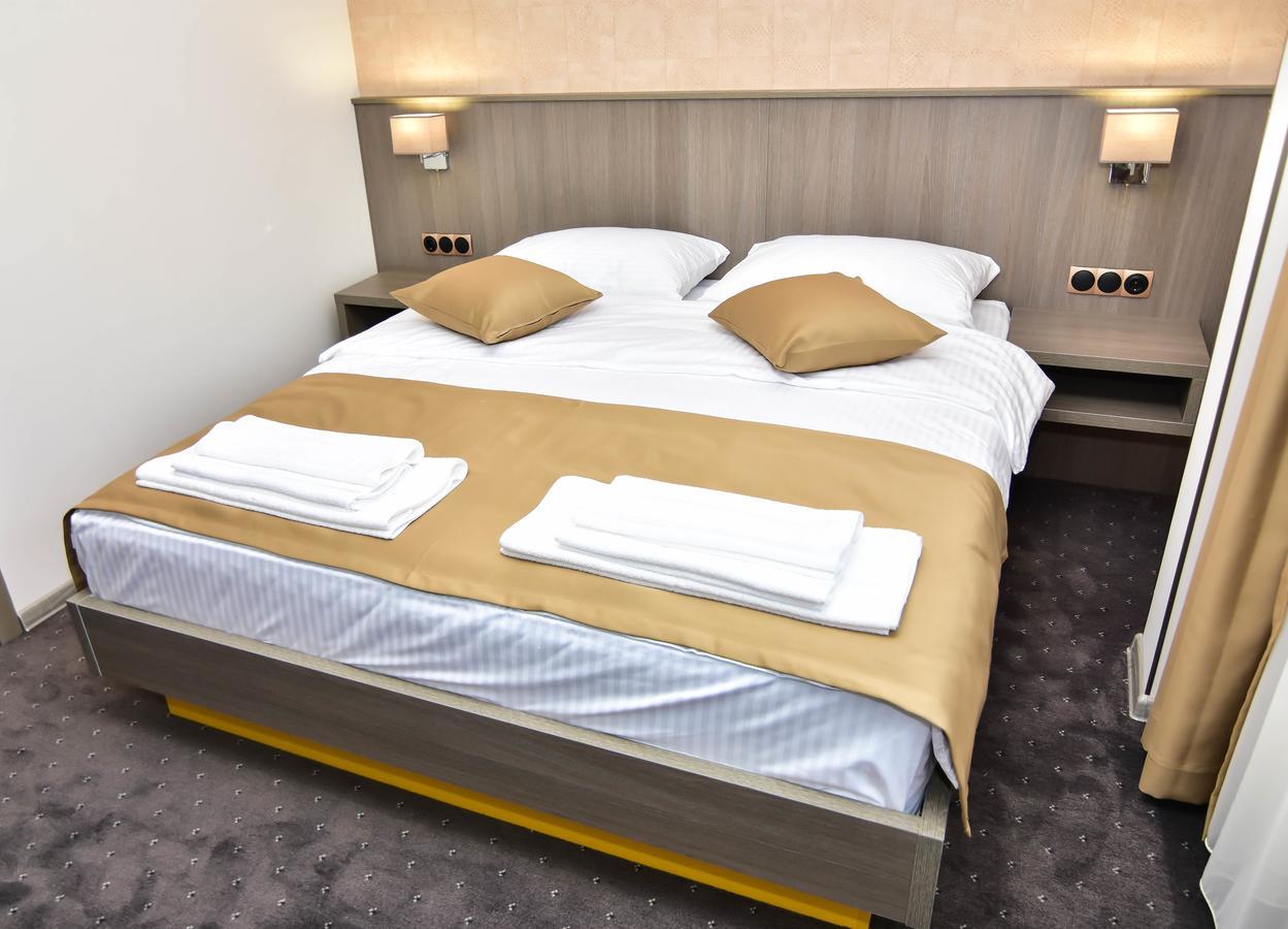 Hotel Kljuc Luaran gambar