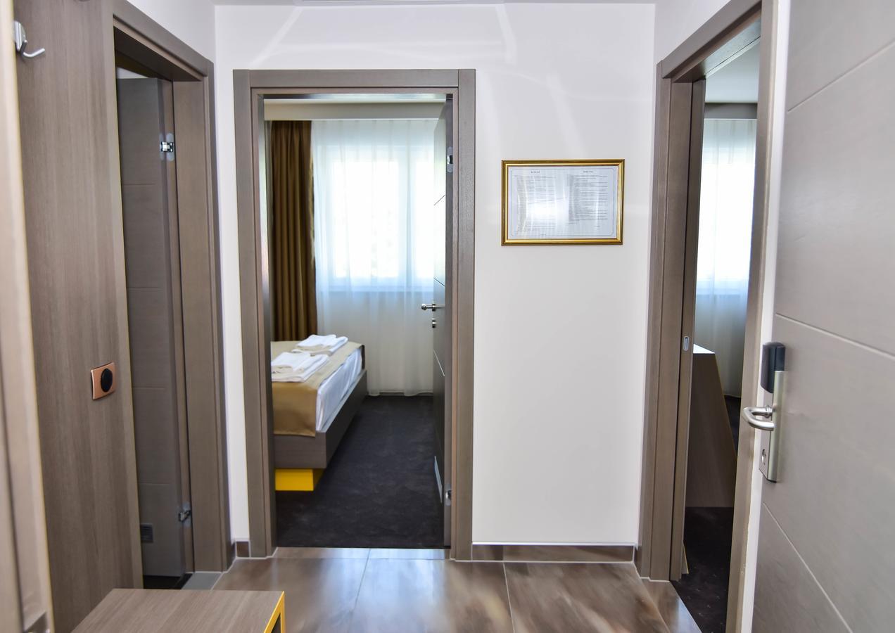 Hotel Kljuc Luaran gambar